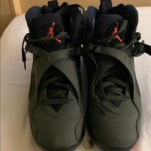 Jordan retro size 8.5